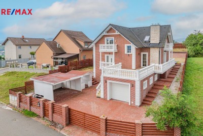 Prodej rodinného domu, 228 m2, Králův Dvůr
